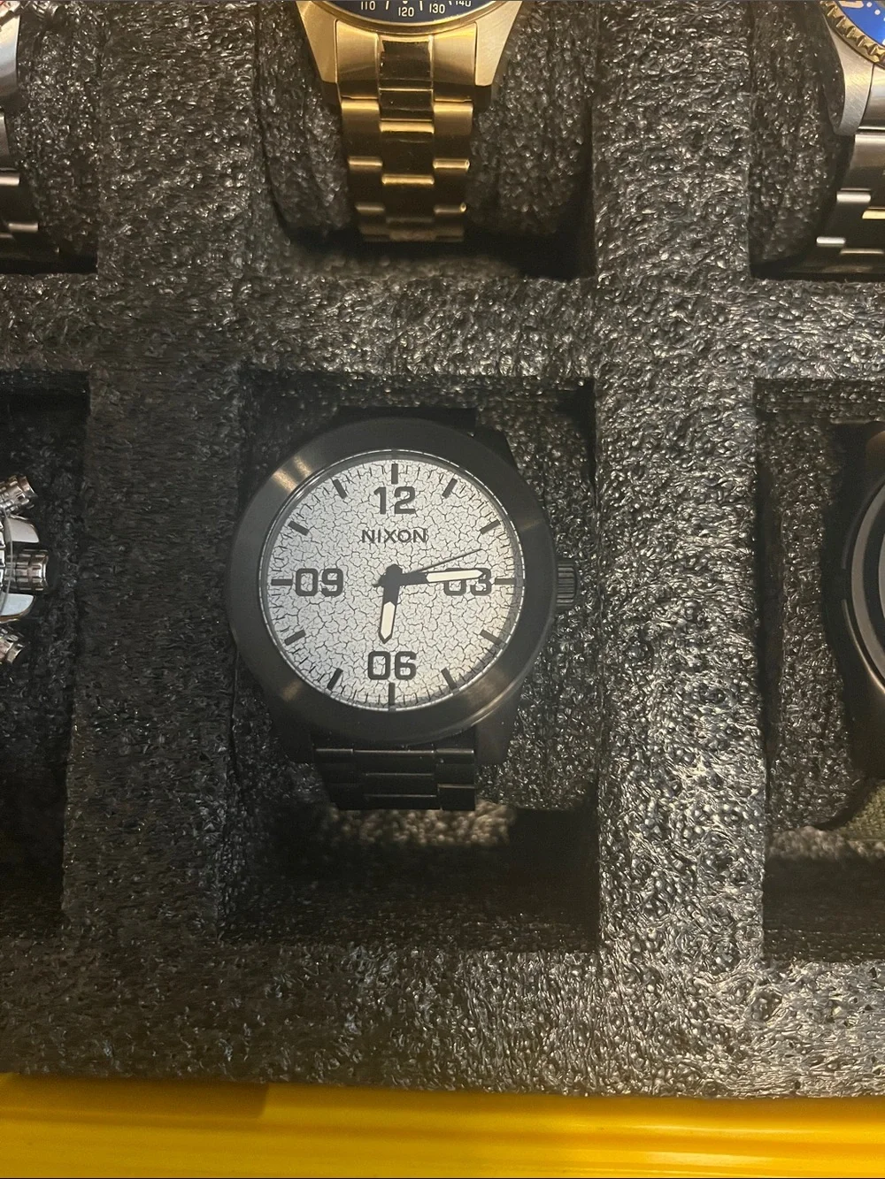 WATCH BUNDLE 6 INVICTA & 1 DIESEL PLUS INVICTA WATCH CASE